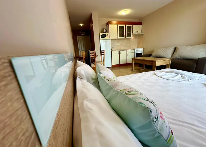 Privilege - Menada Apartment *