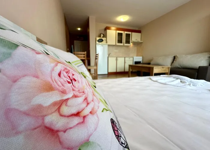 Privilege - Menada Apartment Elenite