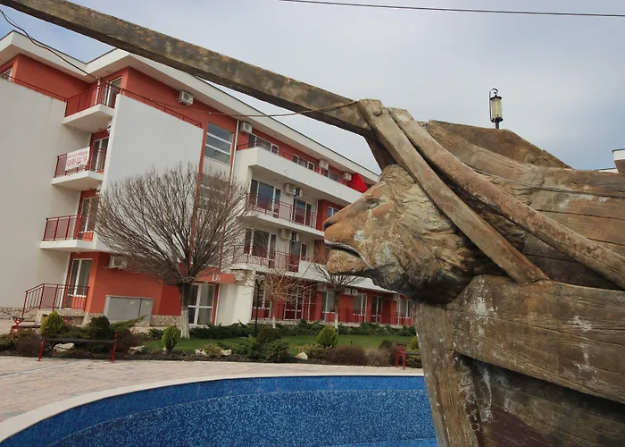 Privilege - Menada * Elenite